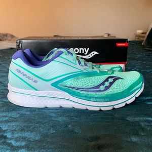 Saucony Kinvara 9 running shoes